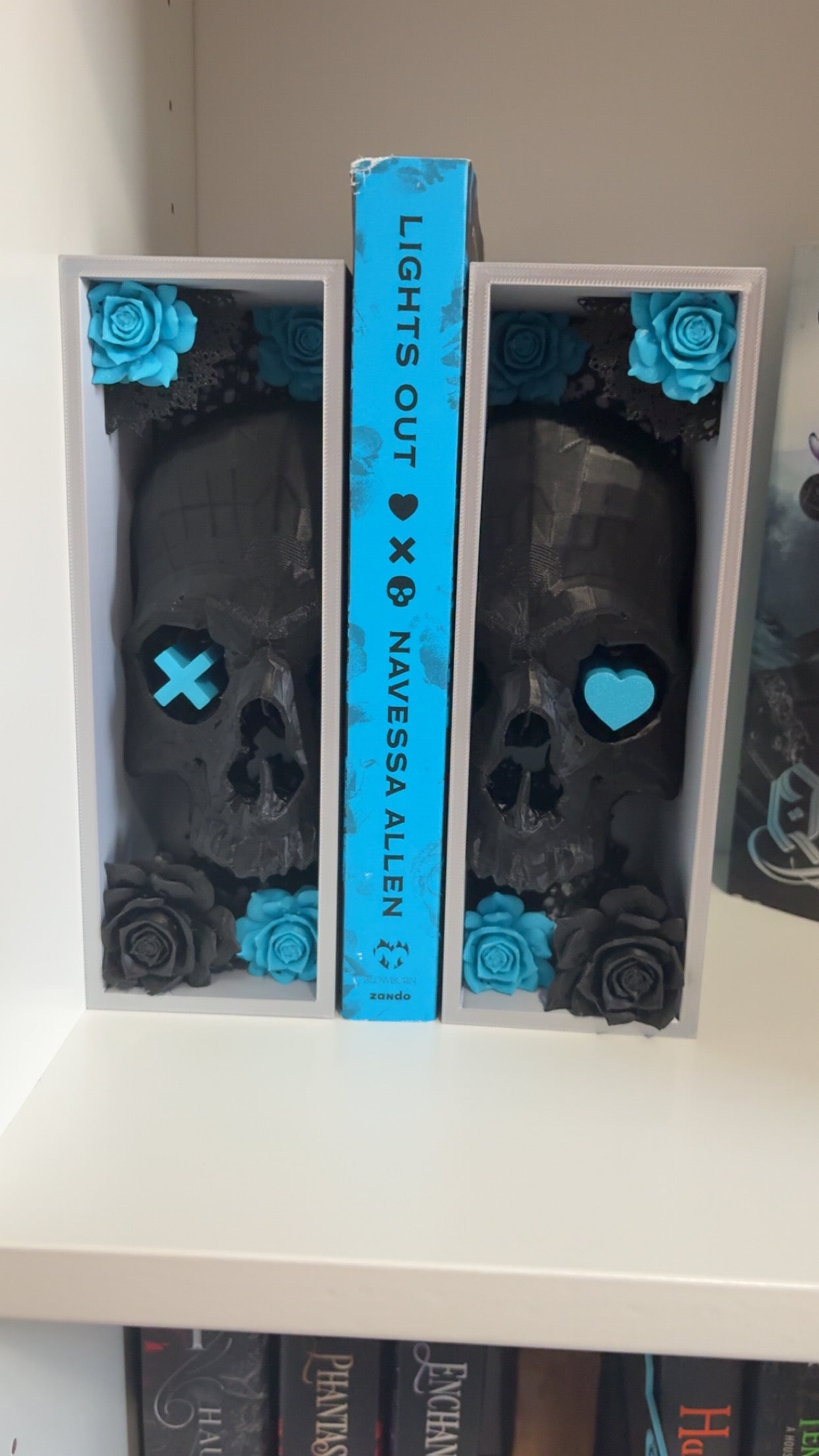 Skull, Flower, & Lace Book Nook