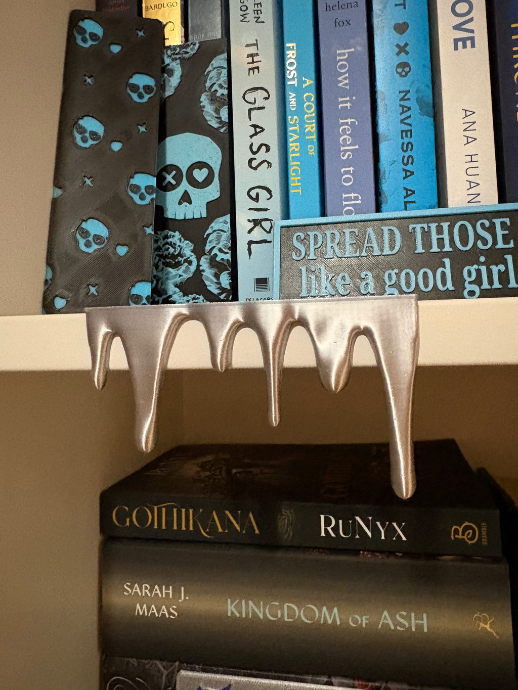Bookshelf Drip Decor